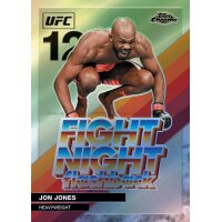 Topps Chrome UFC Fight Night Flashback Insert mit k&auml;mpferischer Pose und Retro-Farbverlauf.